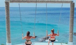 网红大秋千,挑战极限的空中乐园